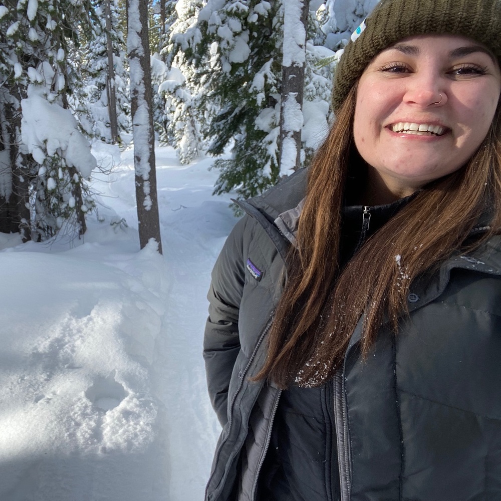 Meet your Posher, Caitlin